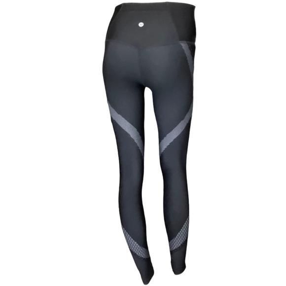 Lululemon Mapped Out High-Rise Tight Leggings - Picture 3 of 12